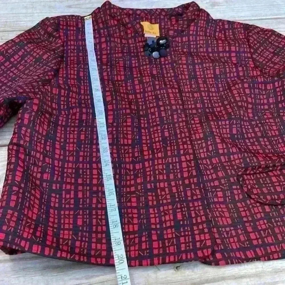 Ruby Rd. Women’s red black blazer with 1 embellished button closure 2 pockets - Picture 8 of 9